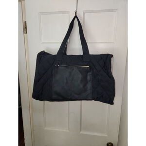 DSW Quilted Weekender Bag In Navy Blue
